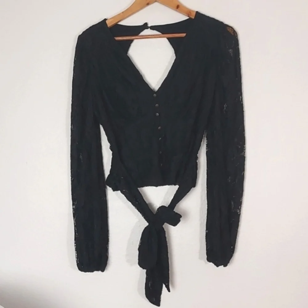 By Anthropologie Balloon-Sleeve Lace Wrap Blouse Black Small